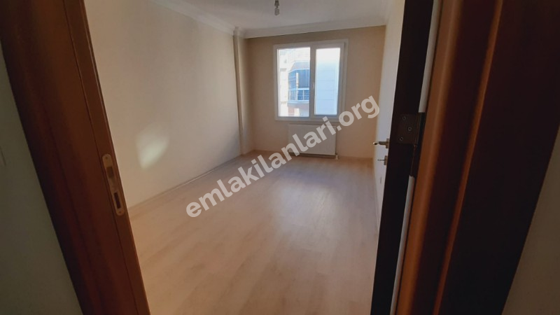 Esenyurt Devlet Hastanesine Yakın 2+1 Ayrı Mutfak Balkonlu Daire