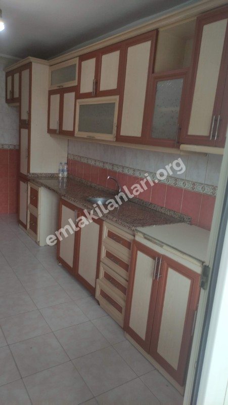 Çarşı merkez arakat 3+1 sahibinden
