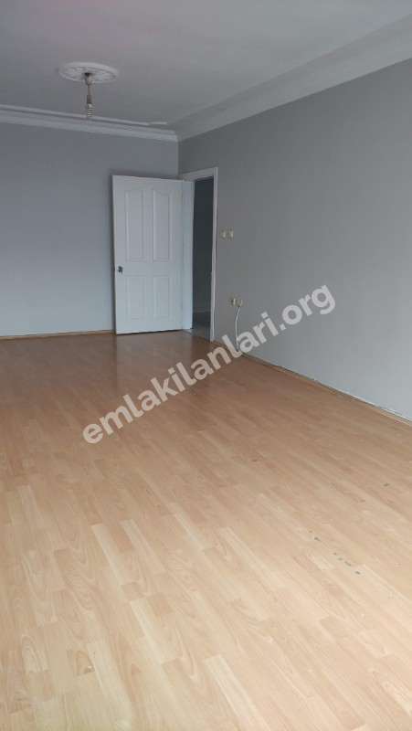 Çarşı merkez arakat 3+1 sahibinden