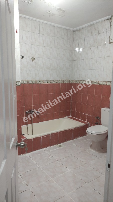 Çarşı merkez arakat 3+1 sahibinden