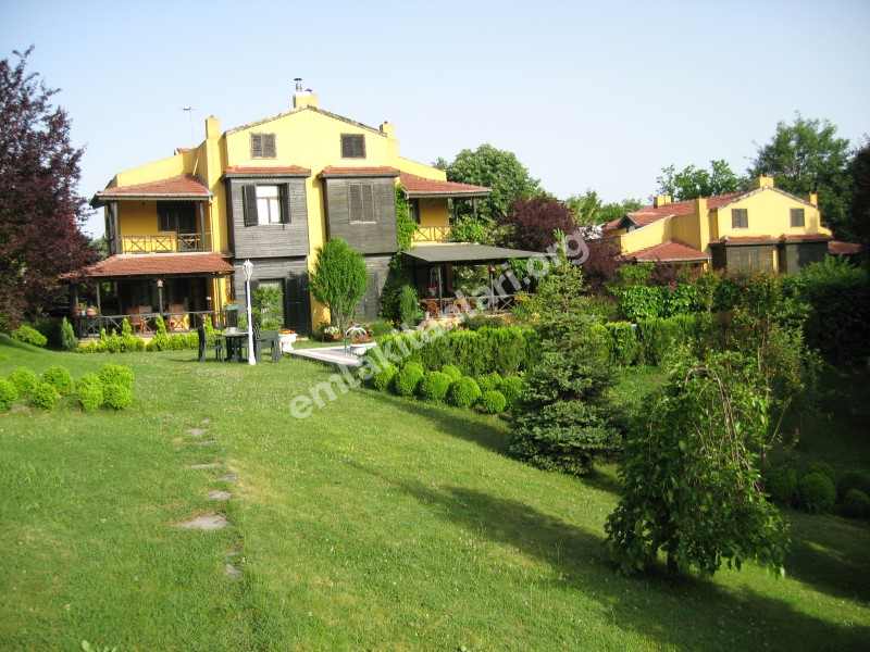 ULUDAĞ KAYAK MERKEZİNE YAKIN GÜNLÜK KİRALIK DAĞ EVİ    