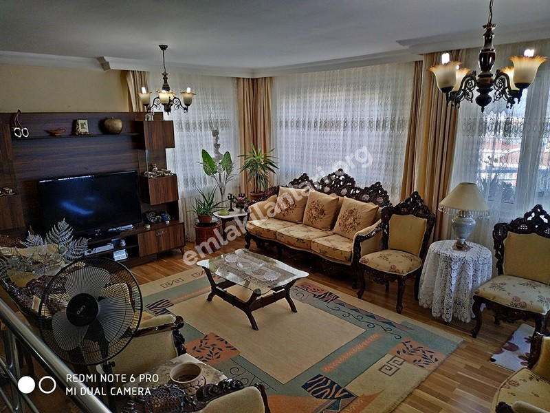 SAHİBİNDEN SATILIK HAVUZLU SİTEDE 3+1 LÜX DAİRE