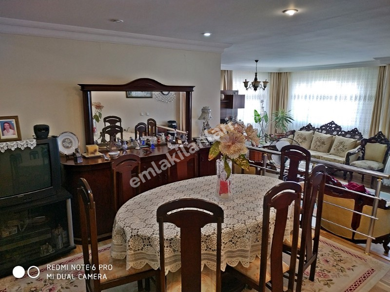 SAHİBİNDEN SATILIK HAVUZLU SİTEDE 3+1 LÜX DAİRE