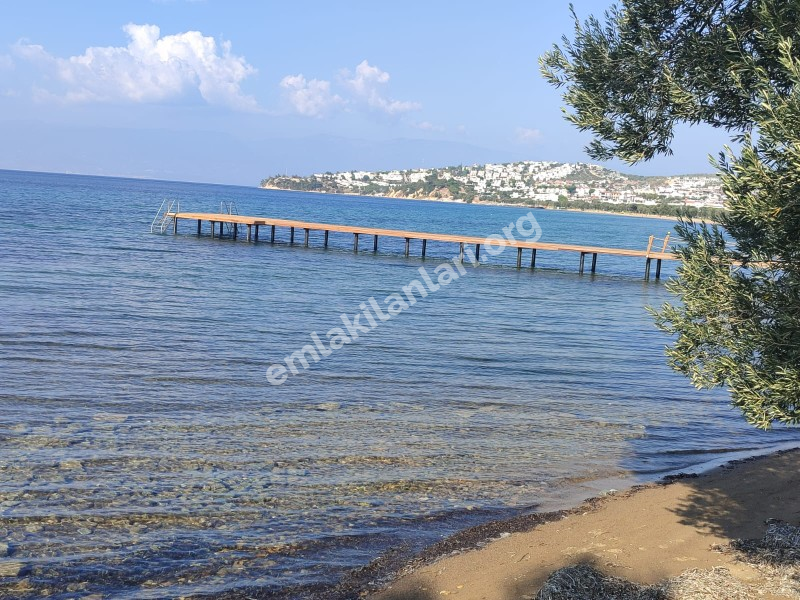Burhaniye pelitköy sahilde satılık imarlı arsa