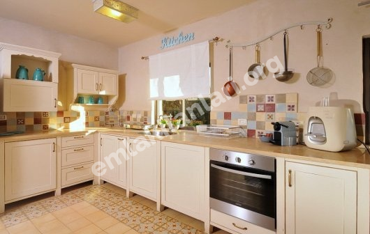 İZMİR ÇEŞME DE KİRALIK LUX MÜSTAKİL HAVUZLU VİLLA