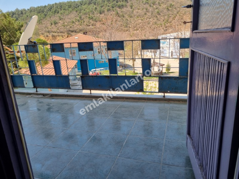 Kızılcasöğut Beldesi Banaz/Uşak Satılık Eşyalı Müstakil Ev