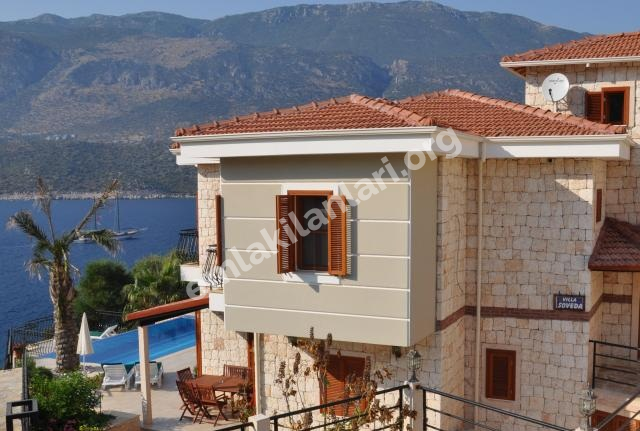 ANTALYA KAŞ DA KİRALIK HAVUZLU LUX VİLLA