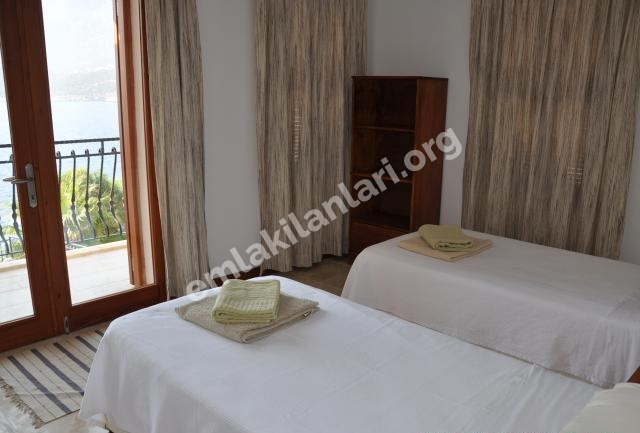 ANTALYA KAŞ DA KİRALIK HAVUZLU LUX VİLLA