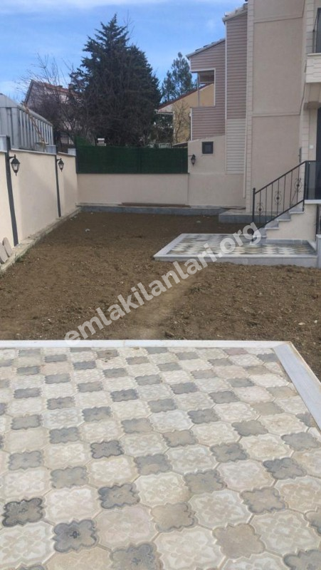TEKİRDAĞ MARMARA EREĞLİSİN DE DENİZ MANZARALI SATILIK VİLLA
