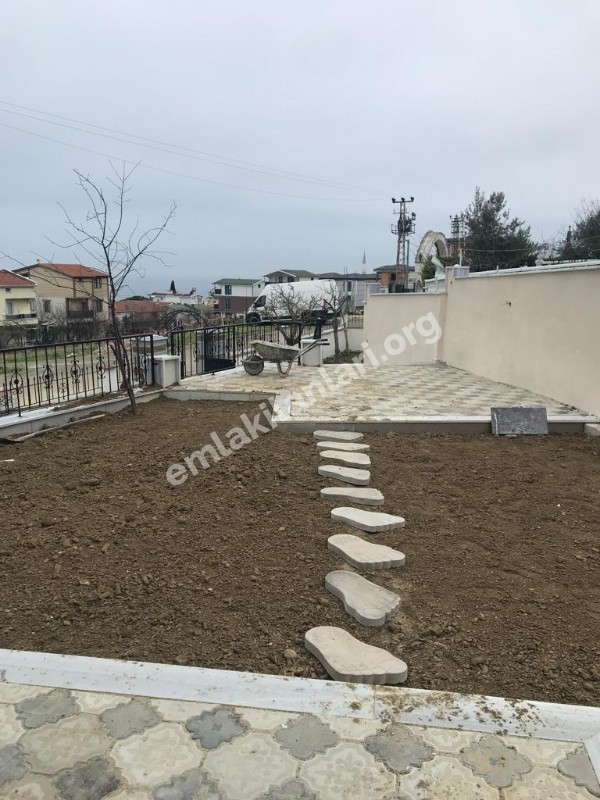 TEKİRDAĞ MARMARA EREĞLİSİN DE DENİZ MANZARALI SATILIK VİLLA