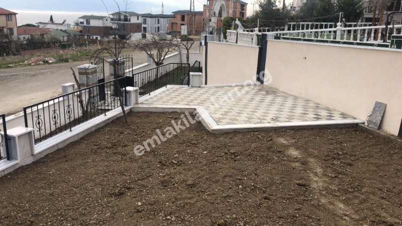 TEKİRDAĞ MARMARA EREĞLİSİN DE DENİZ MANZARALI SATILIK VİLLA