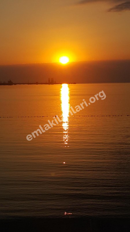 TEKİRDAĞ MARMARA EREĞLİSİN DE DENİZ MANZARALI SATILIK VİLLA