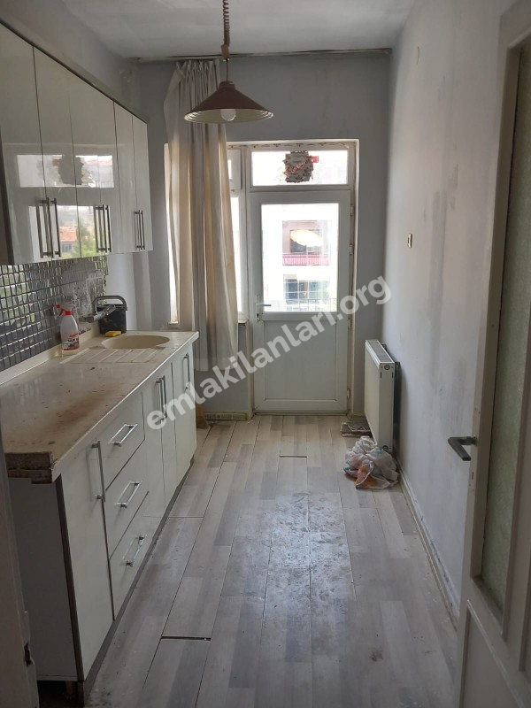 ANKARA KEÇİÖREN KUYUBAŞI METRO YAKINI SAHİBİNDEN SATILIK DAİRE 