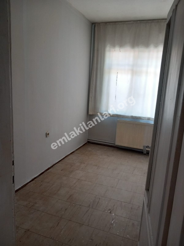 ANKARA KEÇİÖREN KUYUBAŞI METRO YAKINI SAHİBİNDEN SATILIK DAİRE 
