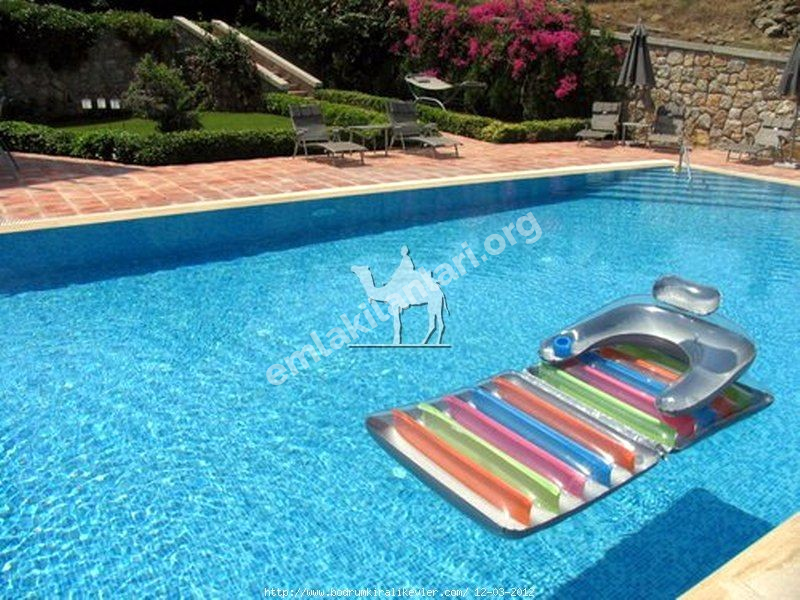 BODRUM YALIKAVAK'TA KİRALIK VİLLA