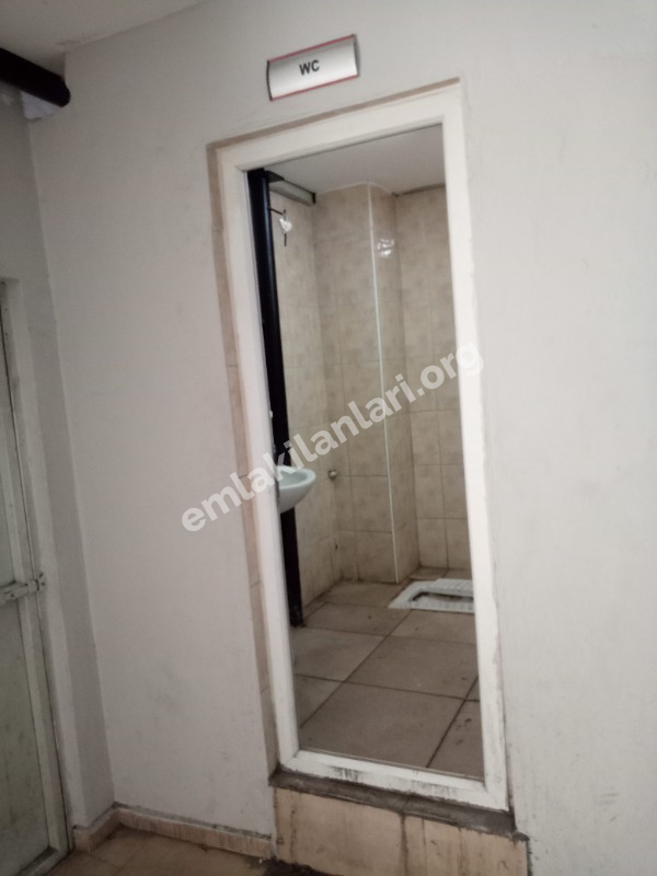 Duaçınarı sarıcami alt sokağında kiralık 360 m işyeri