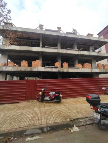 GÜVENAY - ÇORUM KALE MAH. ALAADDİN CAMİİ KARŞISINDA 3+1 SATILIK DAİRE 