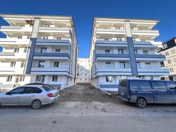 GÜVENAY - ÇORUM İKBAL TURKUAZ KENT ARKASI SATILIK 2+1 DAİRE