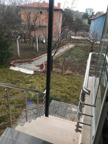 GÜVENAY - ÇORUM  AYARIK BAĞLARINDA 993 M² SATILIK BAĞ EVİ 