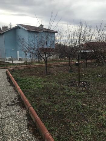 GÜVENAY - ÇORUM  AYARIK BAĞLARINDA 993 M² SATILIK BAĞ EVİ 