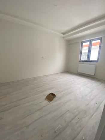 GÜVENAY - ÇORUM FEN LİSESİ  2+1 SATILIK DAİRE