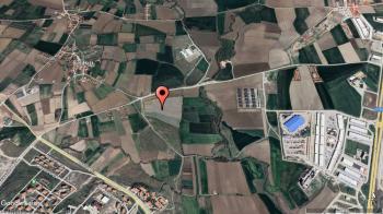 GÜVENAY - ÇORUM CELİLKIRI BİNİCİLİK TESİSİ YANI SATILIK TARLA HİSSESİ