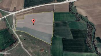 GÜVENAY - ÇORUM CELİLKIRI BİNİCİLİK TESİSİ YANI SATILIK TARLA HİSSESİ