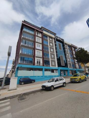 GÜVENAY - ÇORUM BAHAR CADDESİ'NDE SATILIK 3+1 DAİRE 