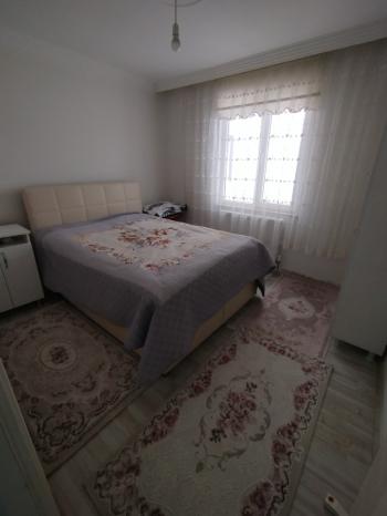 GÜVENAY - ÇORUM BAHAR CADDESİ'NDE SATILIK 3+1 DAİRE 