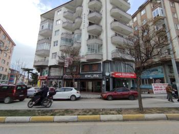 GÜVENAY - ÇORUM ESNAF EVLERİ CAMİİ KARŞISI SATILIK 3+1 GENİŞ DAİRE