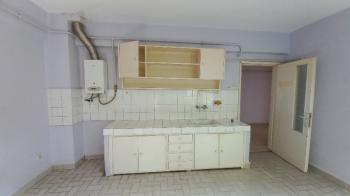 İZMİT MERKEZ KİRALIK 3+1 DOĞALGAZ SOBALI DAİRE