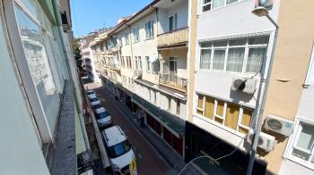İZMİT MERKEZ KİRALIK 3+1 DOĞALGAZ SOBALI DAİRE