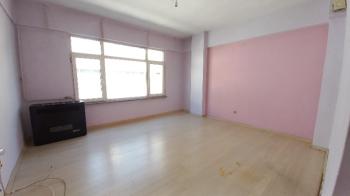 İZMİT MERKEZ KİRALIK 3+1 DOĞALGAZ SOBALI DAİRE