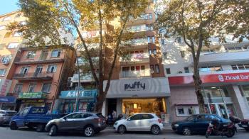 İzmit Merkez Cumhuriyet Parkı Mevkii Kiralık Ara Kat 3+1 Daire