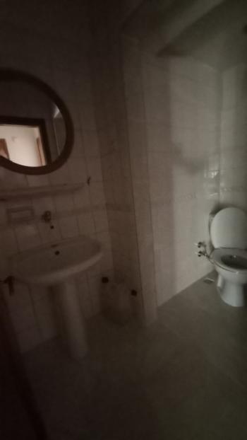 İzmit Merkez Cumhuriyet Parkı Mevkii Kiralık Ara Kat 3+1 Daire