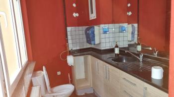 Merkez 3 Katlı Kiracılı Satılık İş Yeri (Konut Kredisine Uygun)