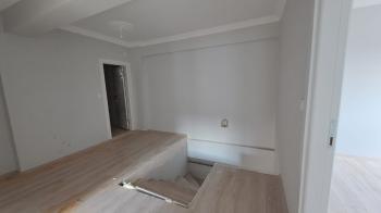 GÖLCÜK YAZLIK ILICA MEVKİ MERKEZİ KONUMDA SATILIK DAİRE