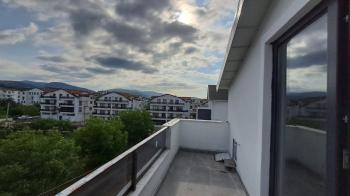 GÖLCÜK YAZLIK ILICA MEVKİ MERKEZİ KONUMDA SATILIK DAİRE