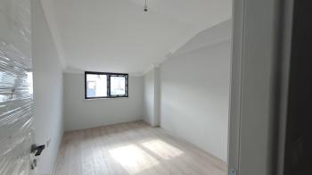 GÖLCÜK YAZLIK ILICA MEVKİ MERKEZİ KONUMDA SATILIK DAİRE