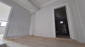 GÖLCÜK YAZLIK ILICA MEVKİ MERKEZİ KONUMDA SATILIK DAİRE
