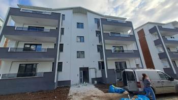 GÖLCÜK YAZLIK ILICA MEVKİ MERKEZİ KONUMDA SATILIK DAİRE