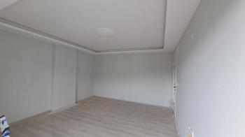 GÖLCÜK YAZLIK ILICA MEVKİ MERKEZİ KONUMDA SATILIK DAİRE