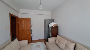BAŞİSKELE YENİKÖY SATILIK BAHÇELİ VİLLA
