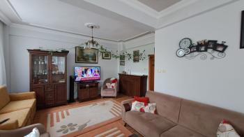 BAŞİSKELE YENİKÖY SATILIK BAHÇELİ VİLLA