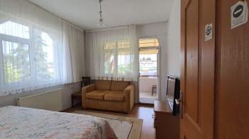 BAŞİSKELE YENİKÖY SATILIK BAHÇELİ VİLLA