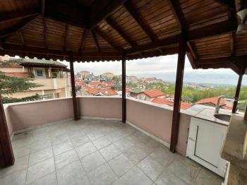 BAŞİSKELE SATILIK VİLLA