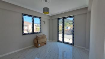 BAŞİSKELE YENİKÖY SATILIK MÜSTAKİL VİLLA