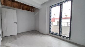 Kartepe Fatih Sultan Mehmet Mahallesi Satılık 4+1 Dubleks Daire