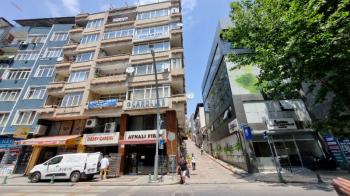 İzmit Merkez İnönü Caddesi Satılık 3+1 Daire