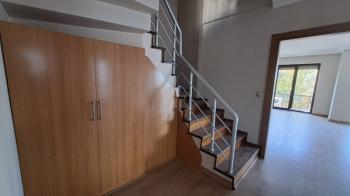 DEĞİRMENDERE TOPÇULAR SATILIK TRİPLEKS VİLLA
